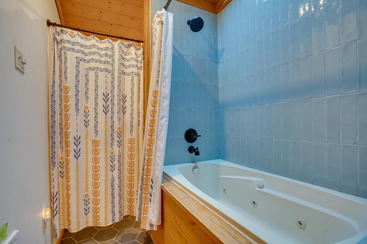 Leavenworth Cabin With Private Hot Tub! エクステリア 写真
