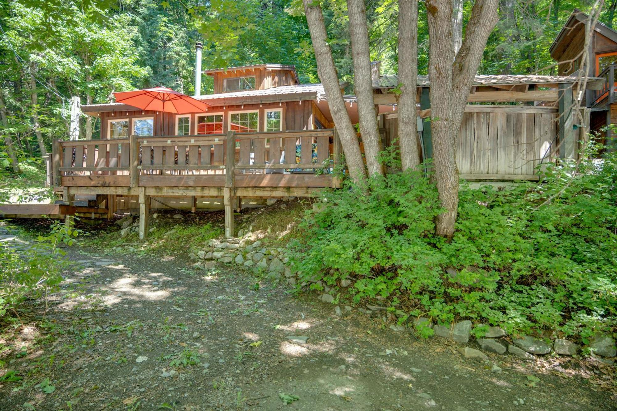 Leavenworth Cabin With Private Hot Tub! エクステリア 写真