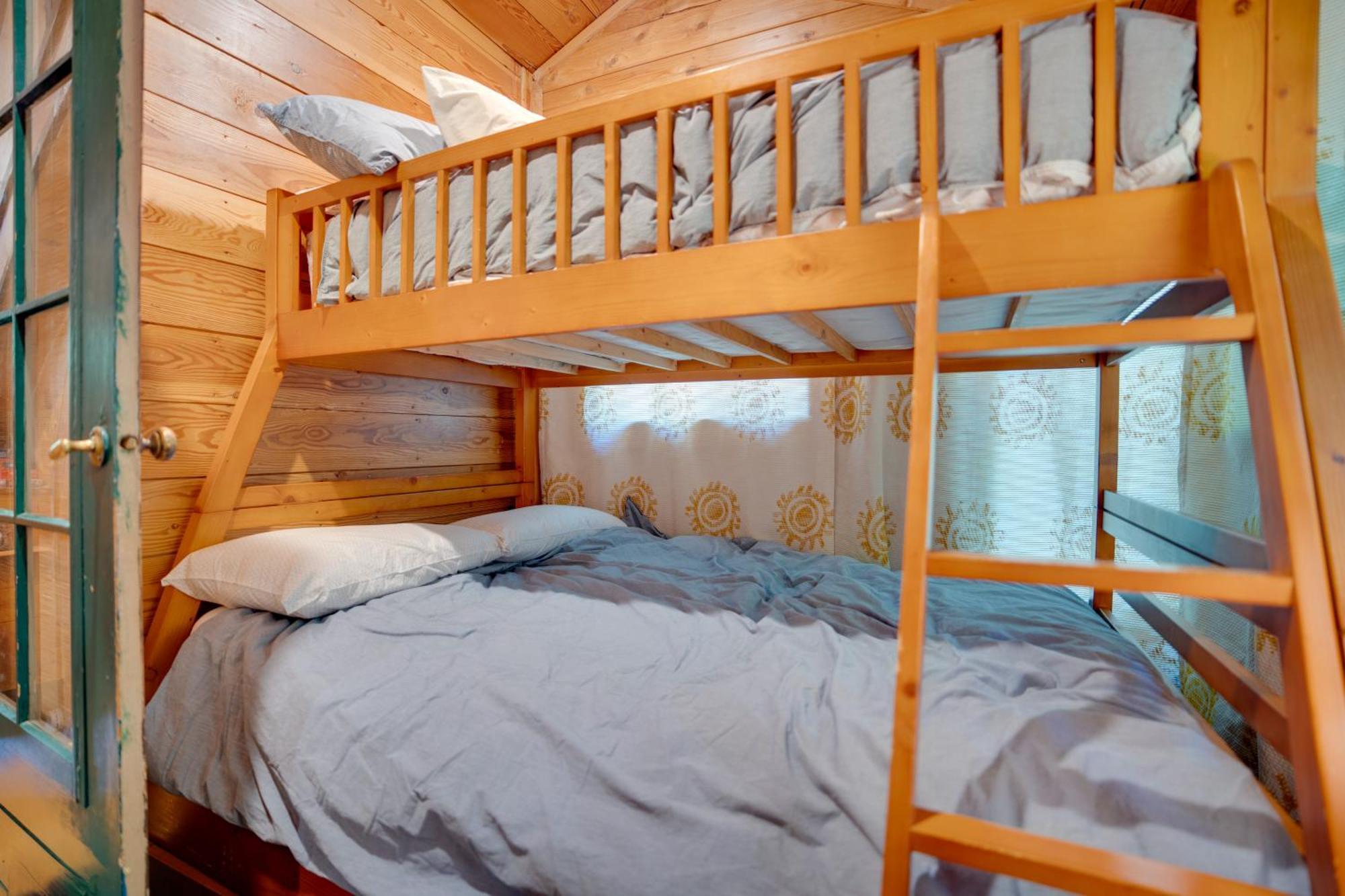 Leavenworth Cabin With Private Hot Tub! エクステリア 写真